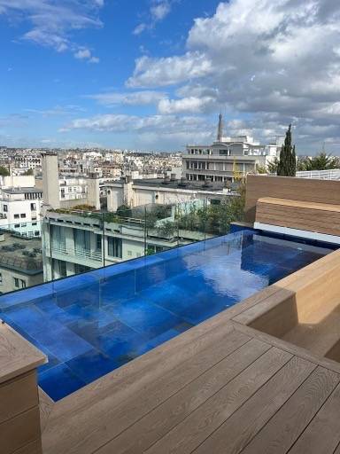 carrelage piscine moderne a Paris