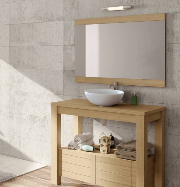 décorer une salle de bain avec un miroir rectangulaire en bois aux alentours de marseille